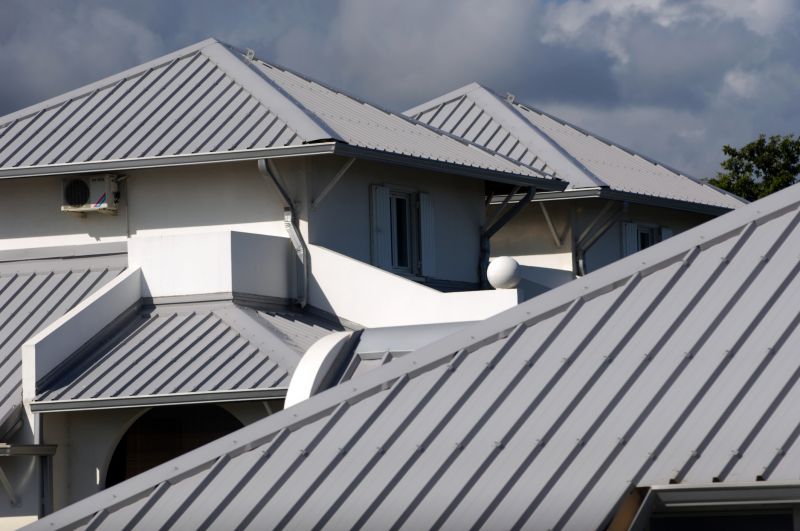 Aluminum Roof with Seams